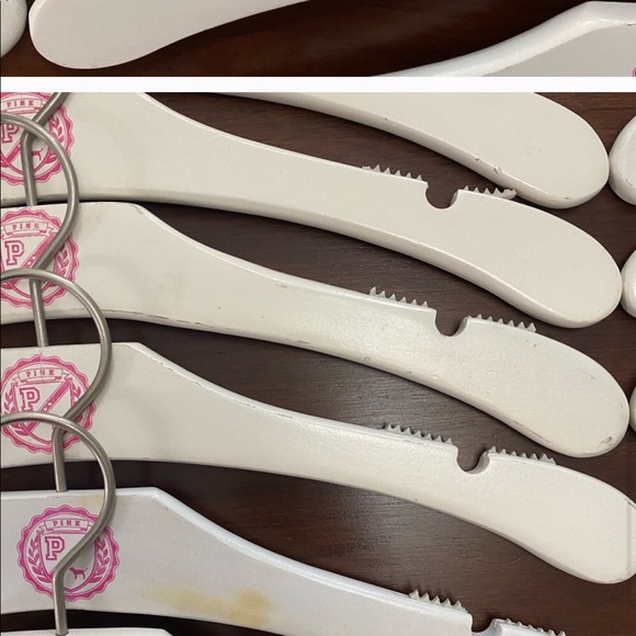3 PINK VICTORIA SECRET HANGERS 🔴SALE - Picture 4 of 5